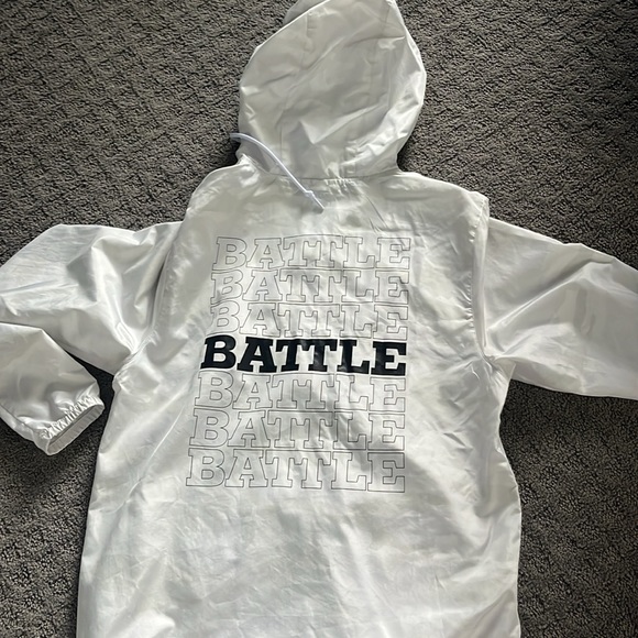 Battle Sports Windbreaker- Camo White - Size M - Picture 2 of 4